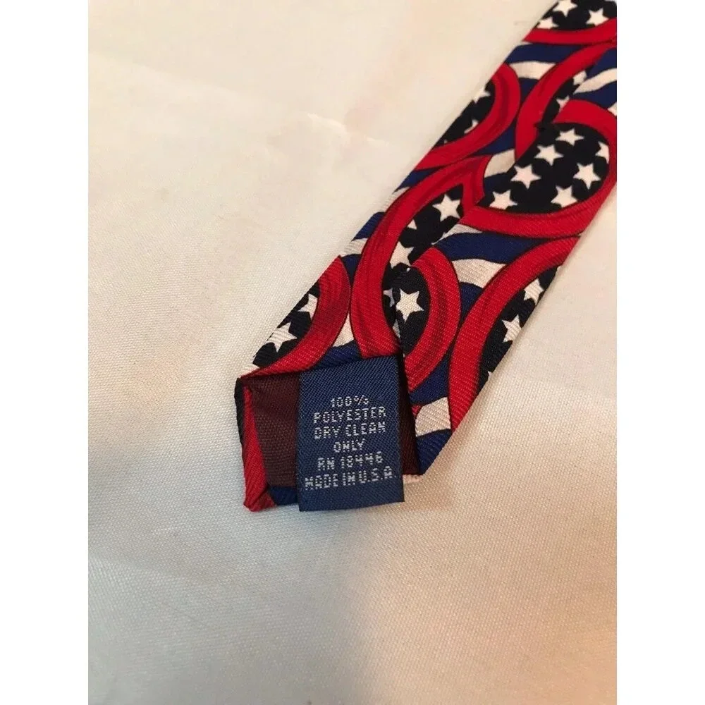 American Pop Albert Nipon USA Patriotic Red White Blue Paisley Classic Neck Tie